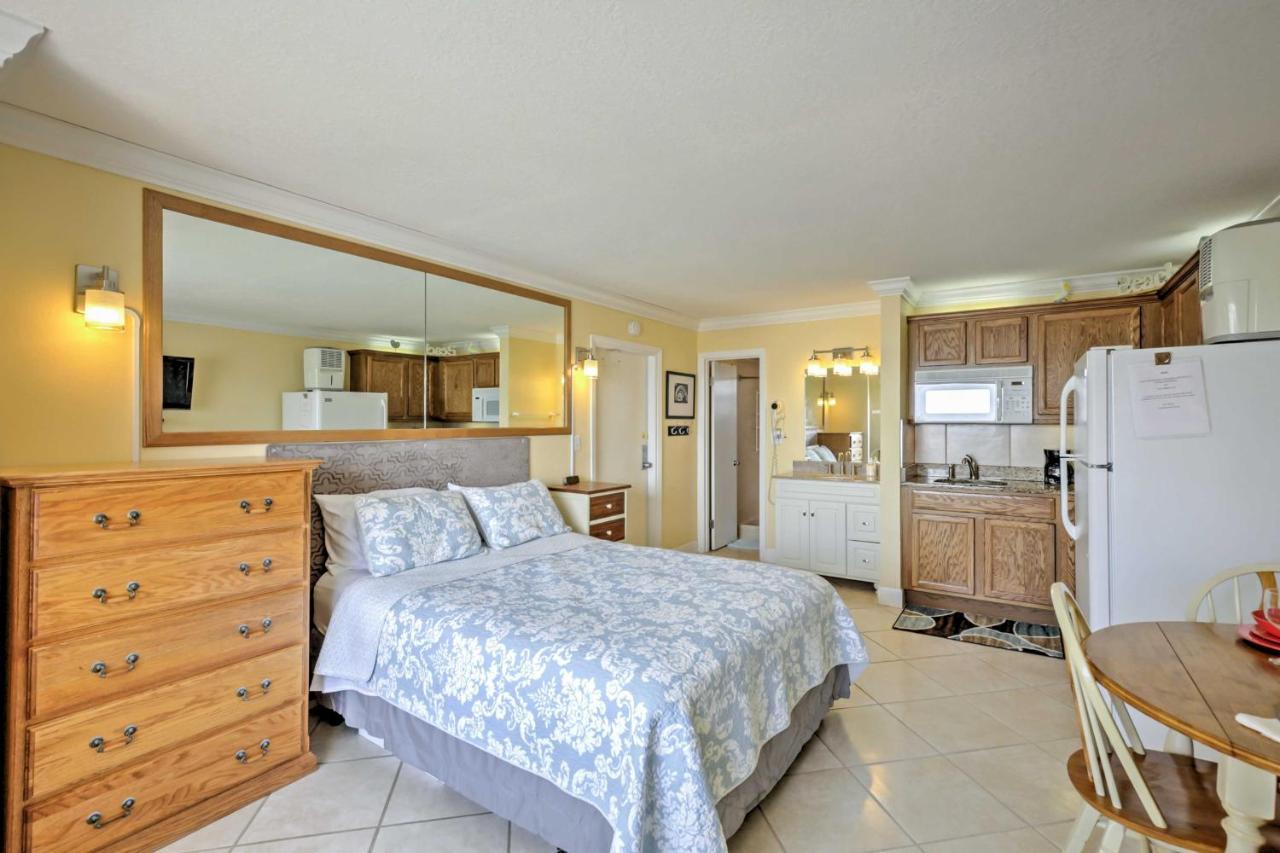 Daytona Beach Studio With Oceanfront Balcony And Pool! Exterior photo